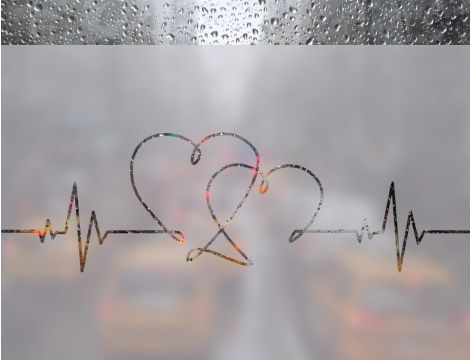 Romantyczna folia na okna - serca, wykres EKG